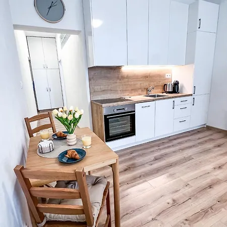 Apartament 2bd- Next To Presidential Palace Bratysława